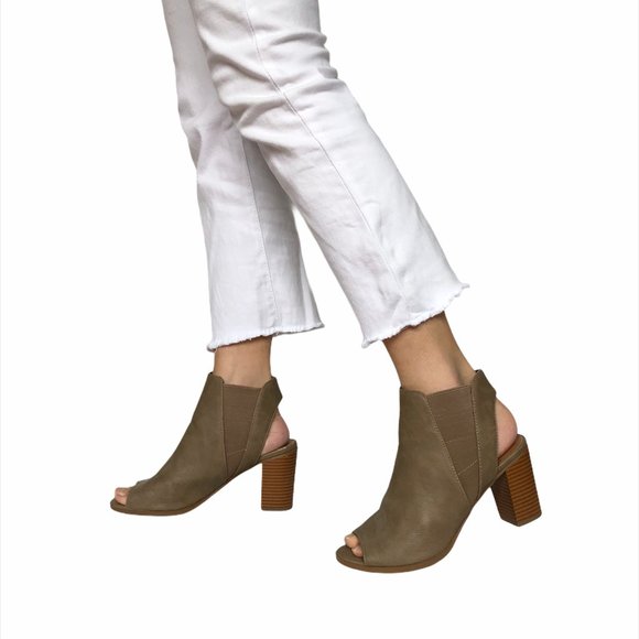 Call It Spring Peep Toe Boots Size 7 Taupe - Picture 7 of 10